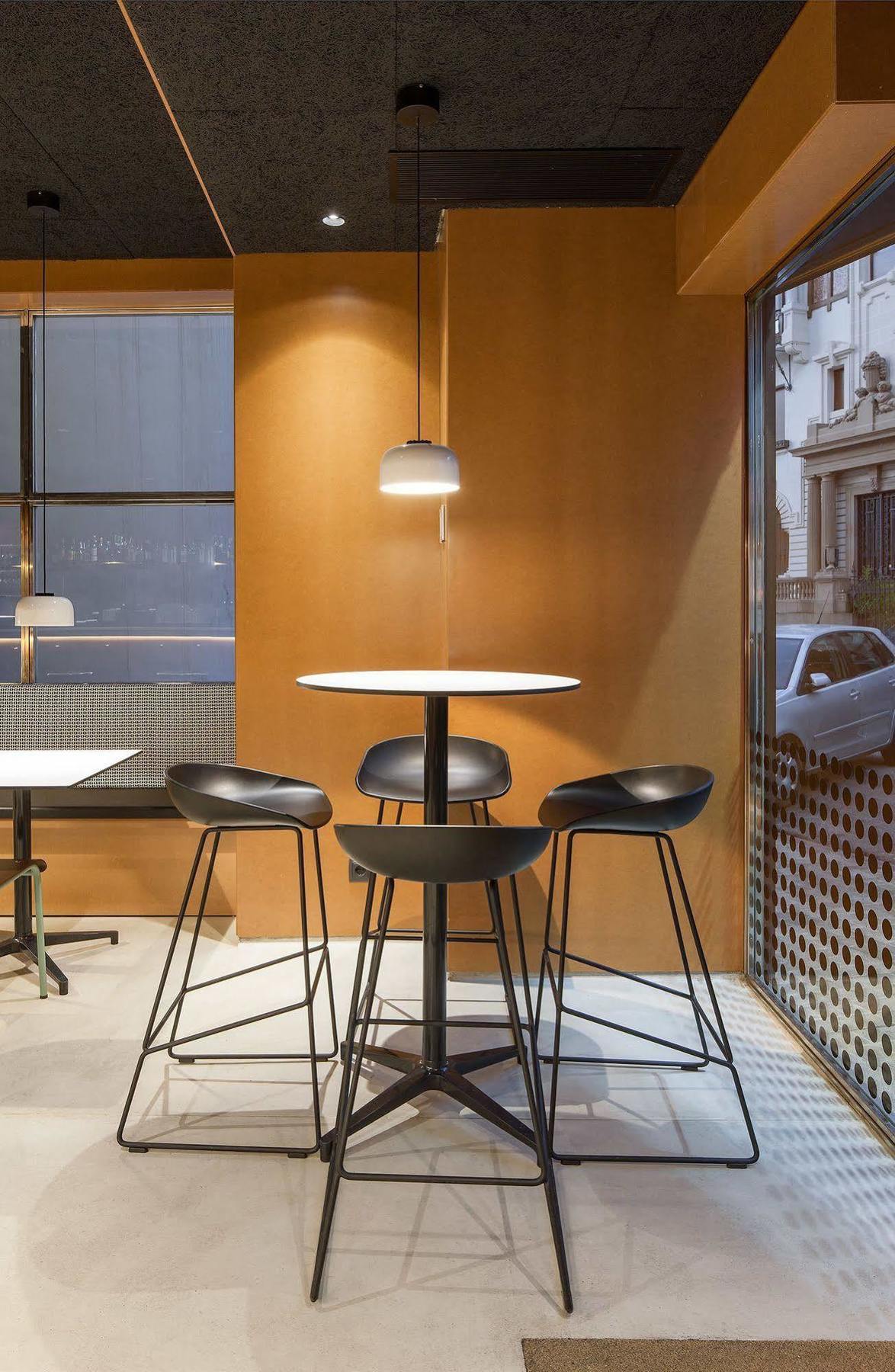 Hotel Yoldi Pamplona Bagian luar foto