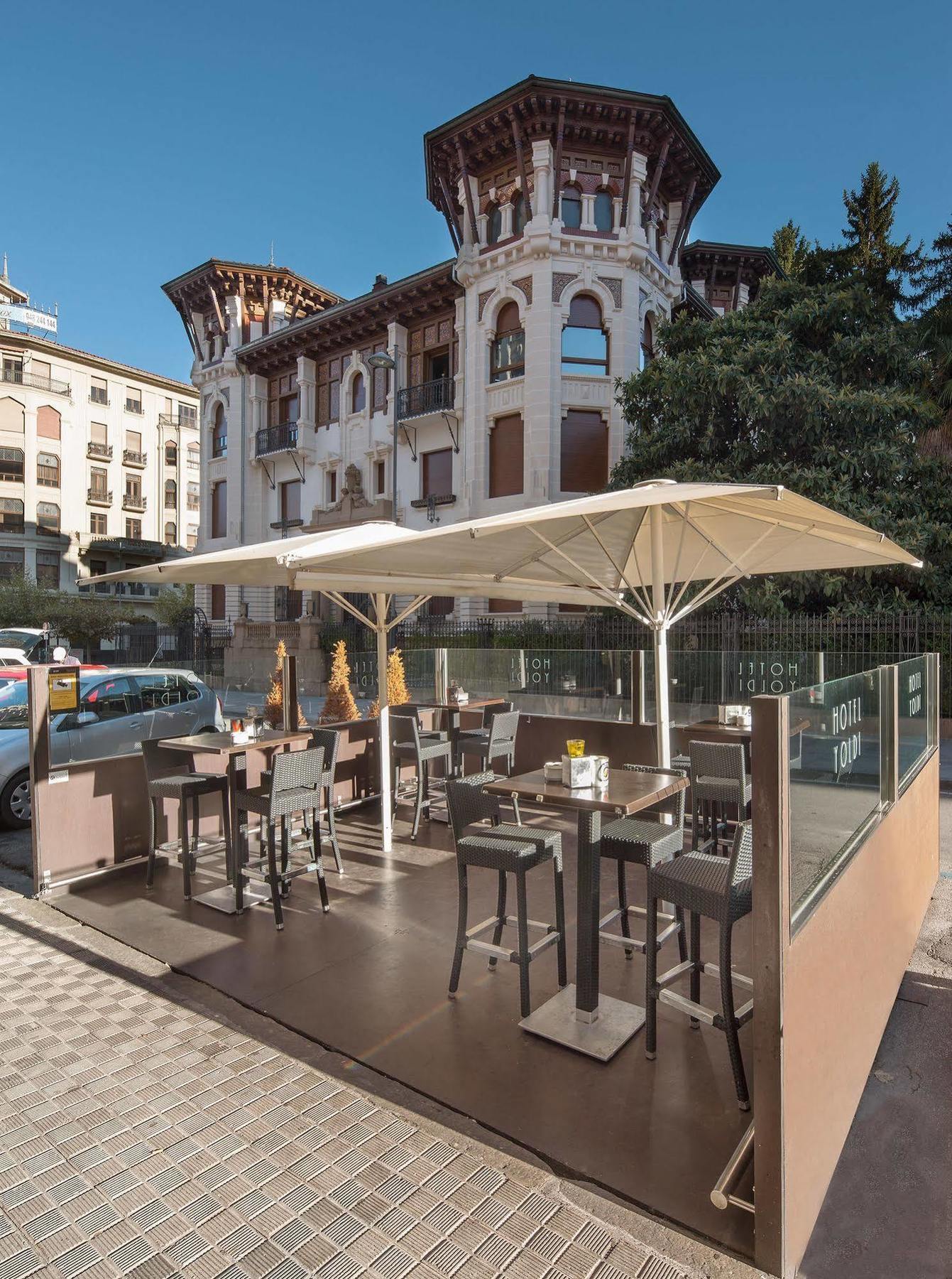 Hotel Yoldi Pamplona Bagian luar foto